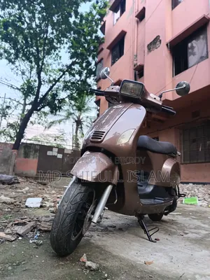 Vespa GTS 125 2021 Gray