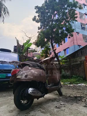 Vespa GTS 125 2021 Gray