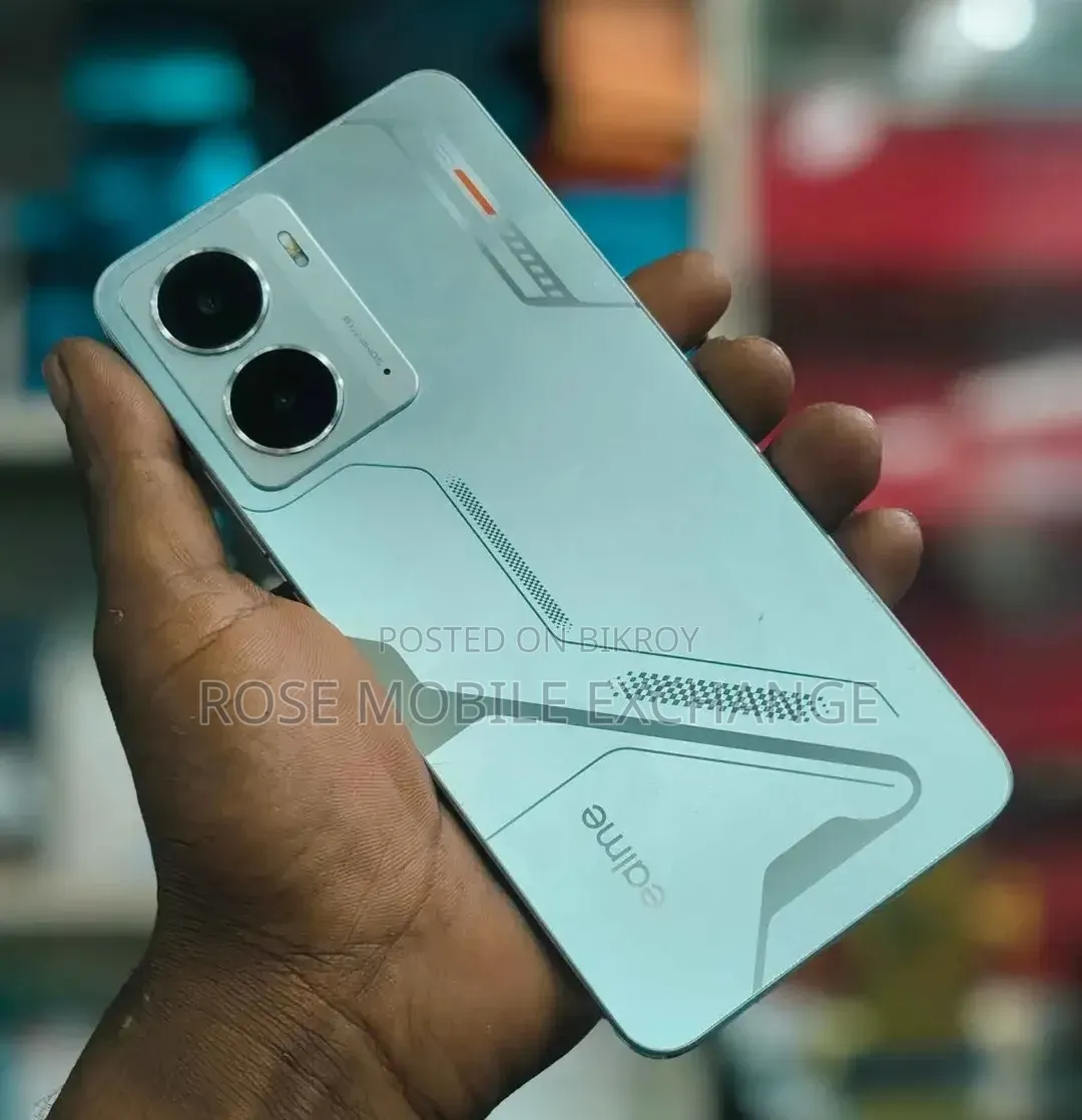 New Realme 128 GB