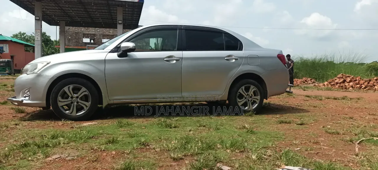 Toyota Axio 1.5 G 2WD 2012 Silver