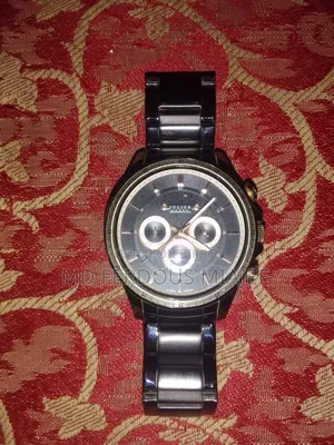 Curren Watch