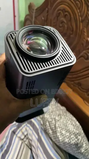 Hy 320 Projector
