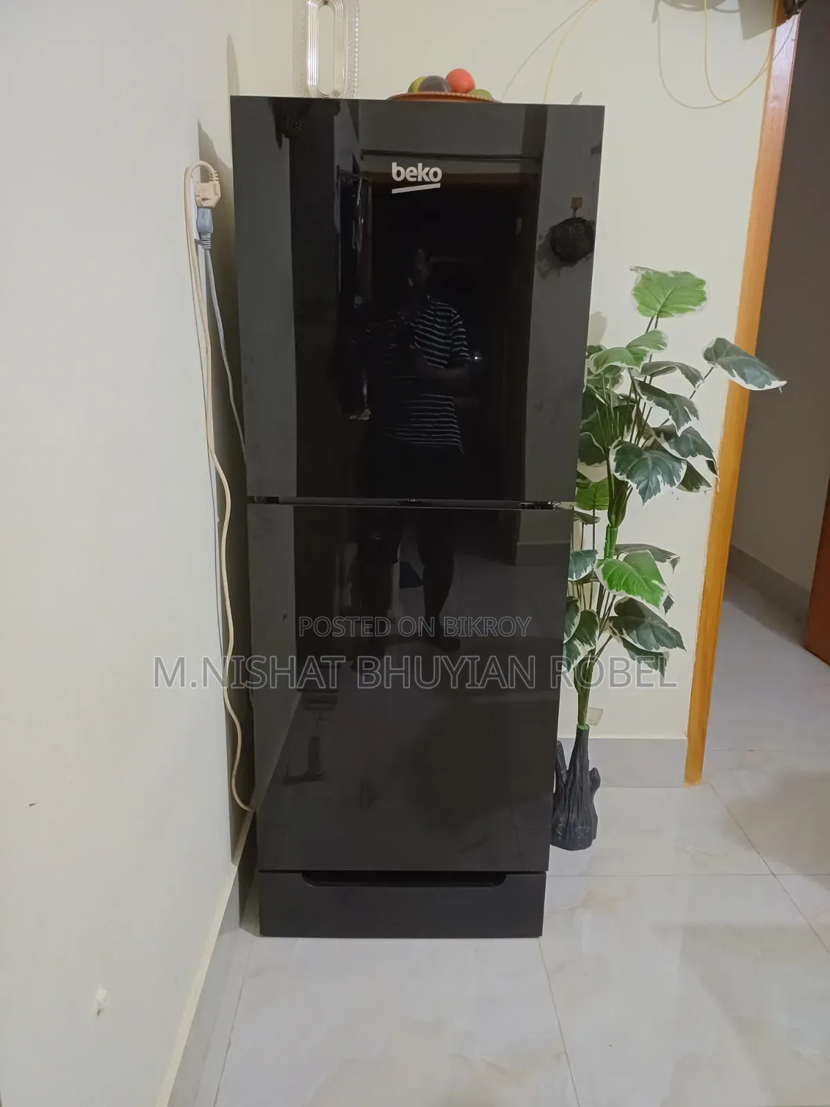 Singer Beko Refrigerator 235ltr Pure Black Version