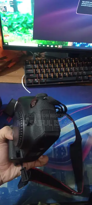 Canon 6d Camera And Canon 24 105 Lens