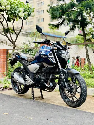 ইয়ামাহা এফজেড ২০২১ ব্লু