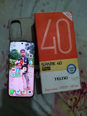 নতুন টেকনো স্পার্ক ৪০ প্রো+ ২৫৬ জিবি সাদা