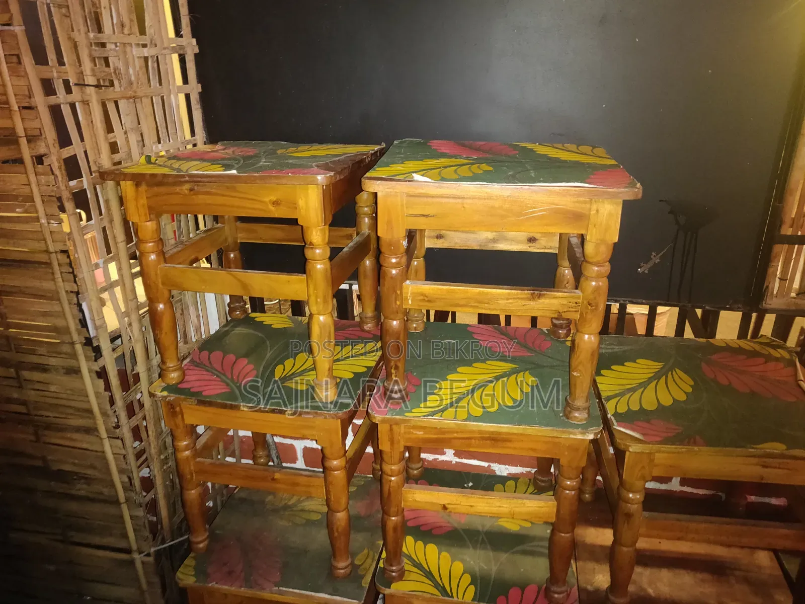 4 Tables and 10 Stools