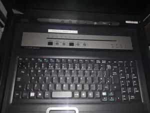 Aten Cl5708m LCD KVM Switch (17" Lcd, 8-Port)
