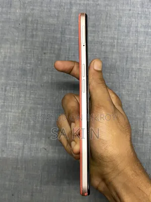ওপ্পো এফ১৭ ১২৮ জিবি অরেঞ্জ