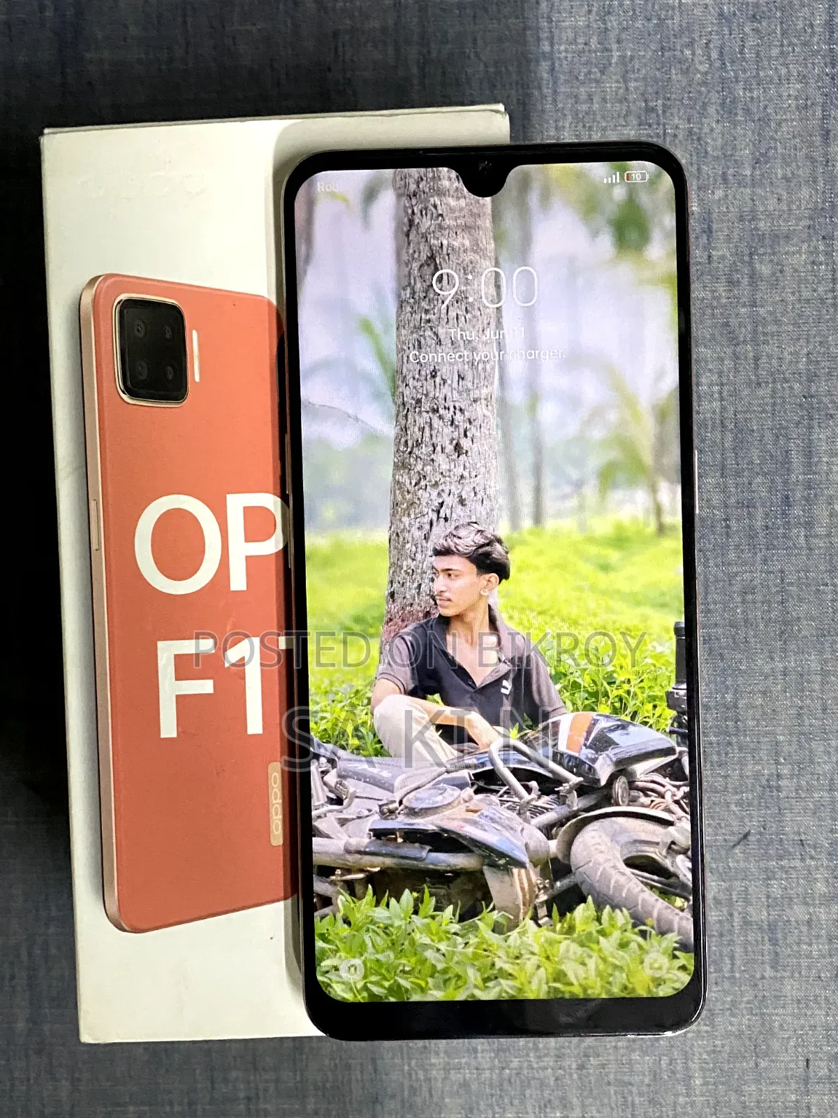 ওপ্পো এফ১৭ ১২৮ জিবি অরেঞ্জ