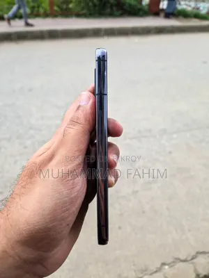 স্যামসাং গ্যালাক্সি এস২২ ৫জি ১২৮ জিবি কালো