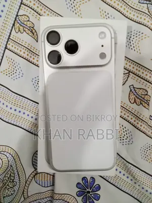 New Apple iPhone 17 Pro Max 256 GB Silver