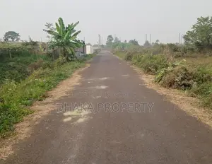 30ft Road 3 Katha Park South At Sector-28