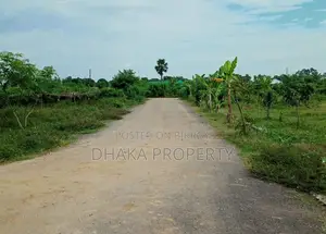 300ft Expressway 3 Katha East Facing Plot at Sector-9