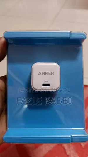 Anker 20watt iPhone Adaptor+ Rivo 20 Watt Cable