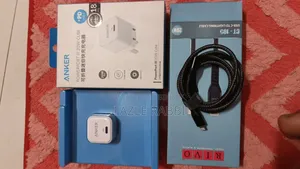 Anker 20watt iPhone Adaptor+ Rivo 20 Watt Cable