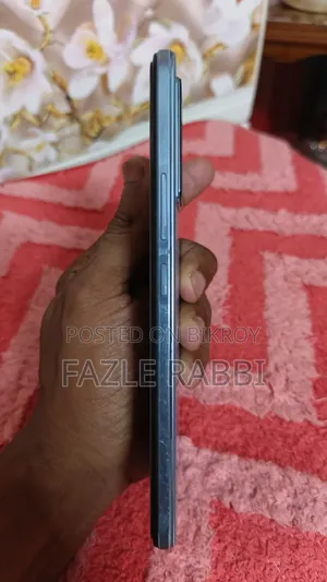 ভিভো ভি২৩ ১২৮ জিবি