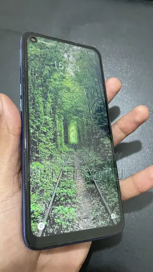 রিয়েলমি ৬ ১২৮ জিবি নীল