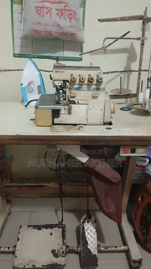 Yamata Industrial Overlock Sewing Machine Full Set