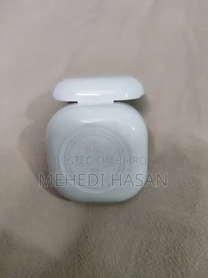 স্যামসাং গ্যালাক্সি বাডস এফই