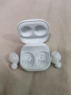 স্যামসাং গ্যালাক্সি বাডস এফই