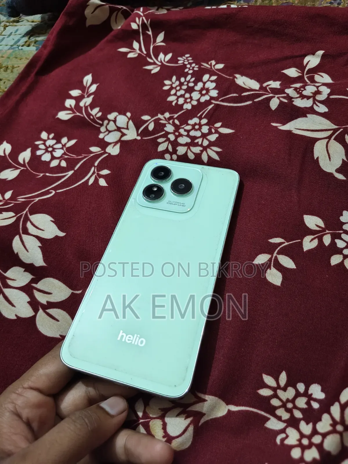Helio 128 GB White