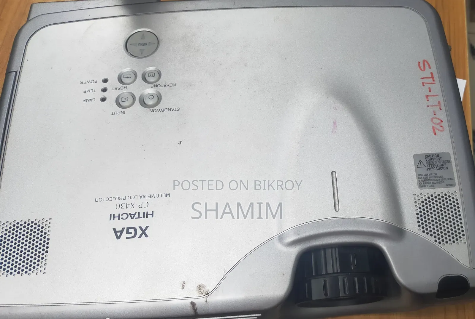 Hitachi Projector