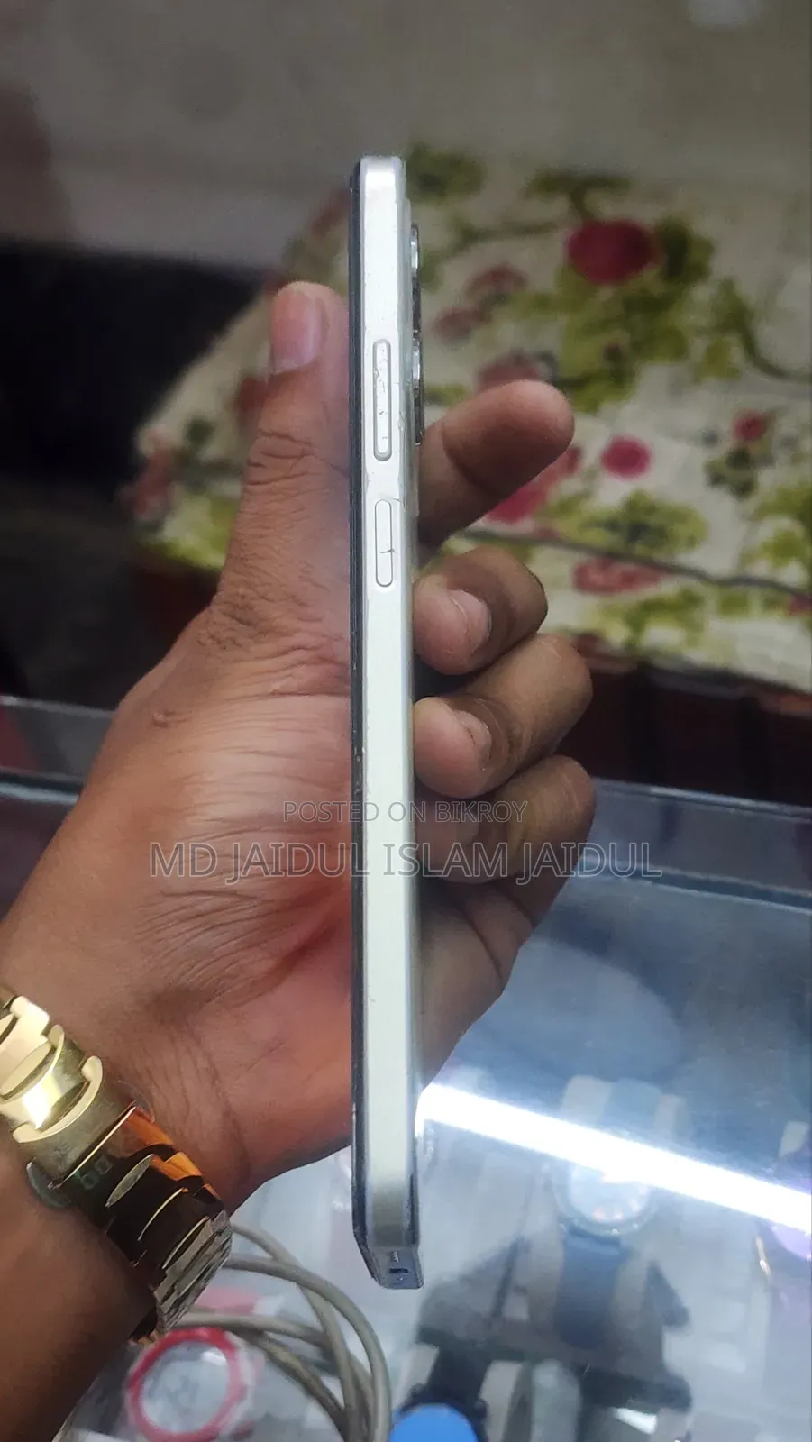 রিয়েলমি সি৫৩ ১২৮ জিবি গোল্ড