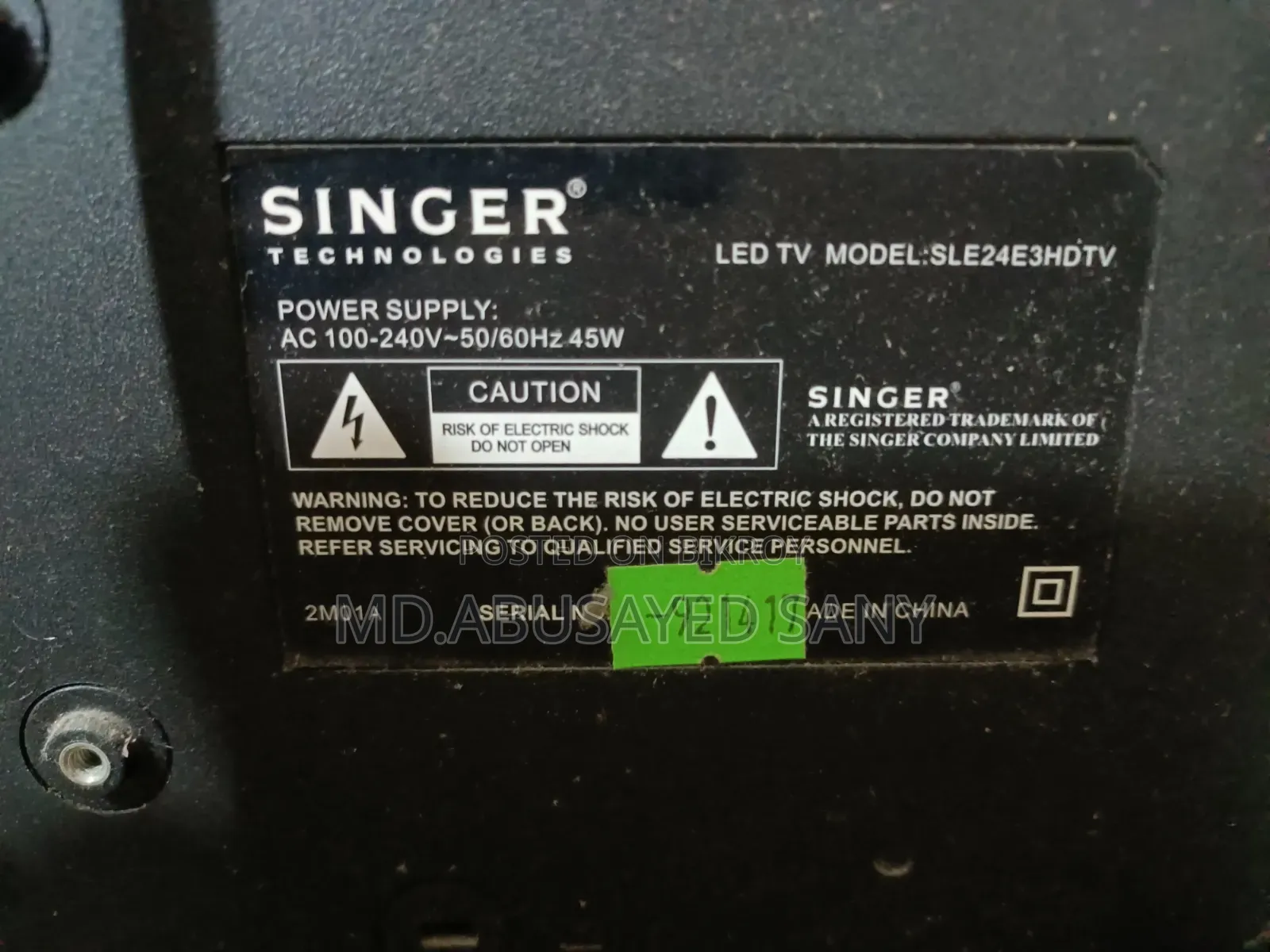 Singer 24'' Non Smart TV