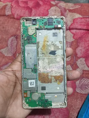 Two touch displays original, check if either is running