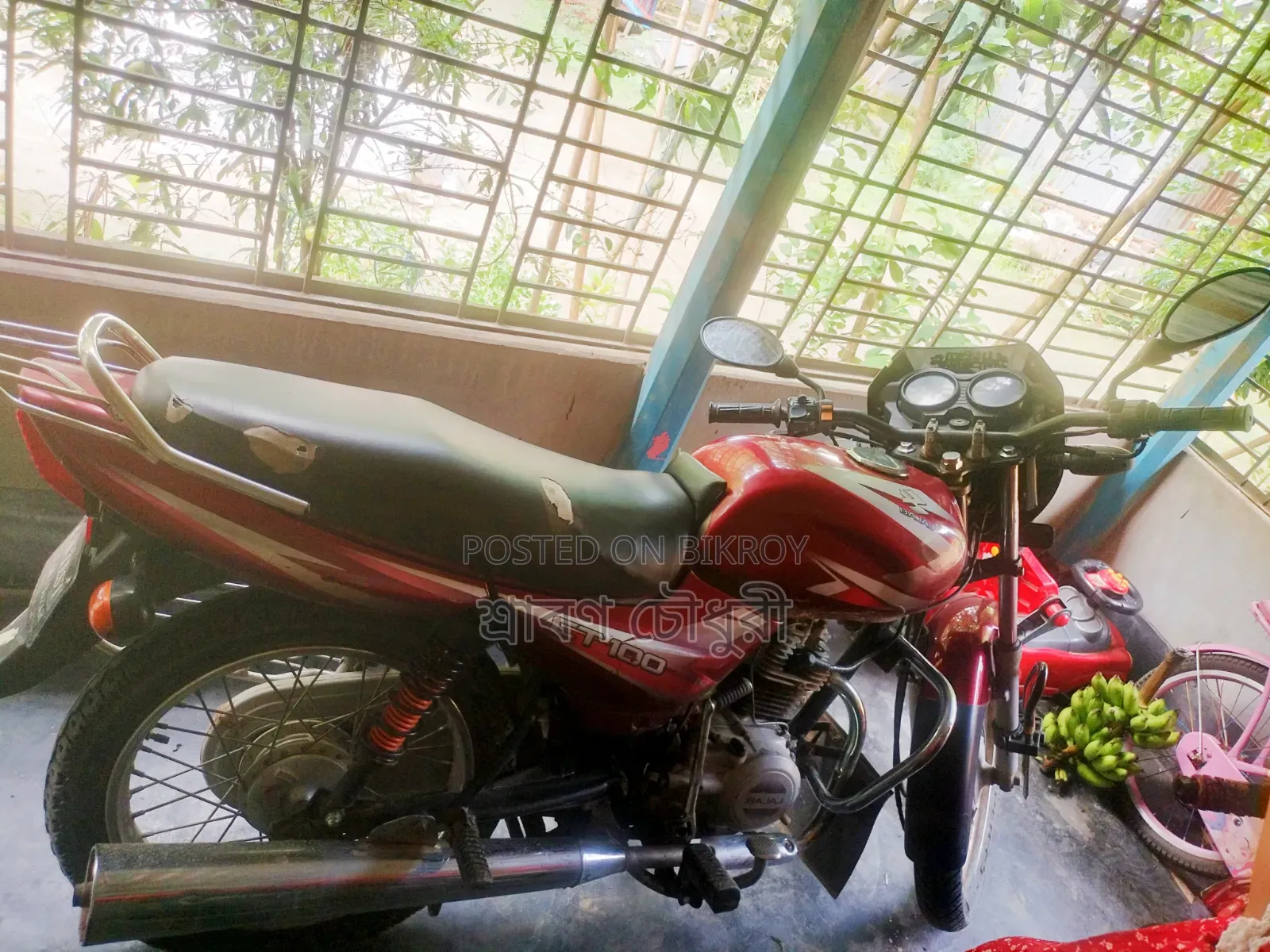 Bajaj CT 100 2011 Red