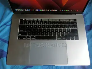 Laptop Apple MacBook Pro 2017 16GB Intel Core I7 SSD 512GB