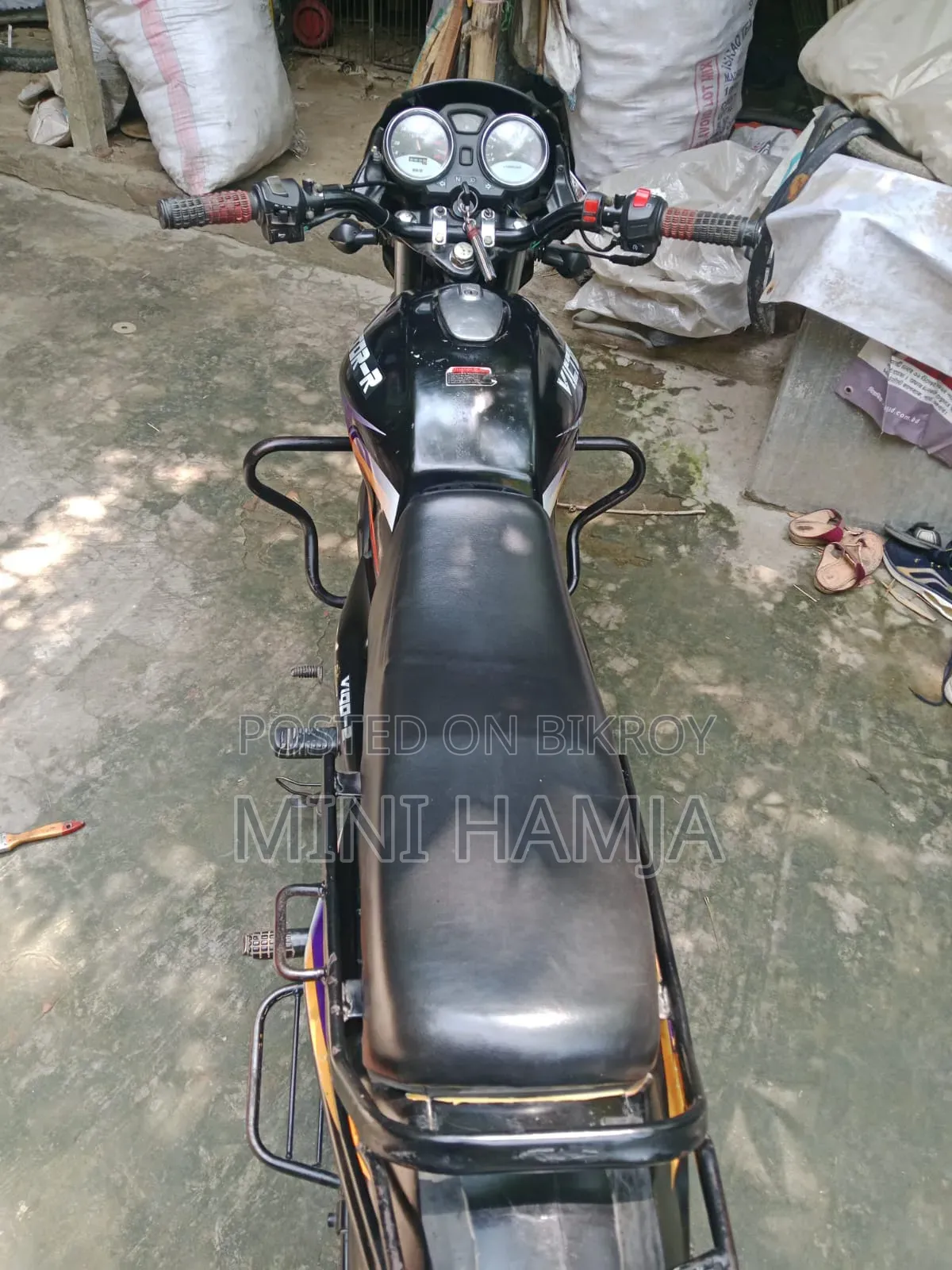 Victory Hammer 2011 Black