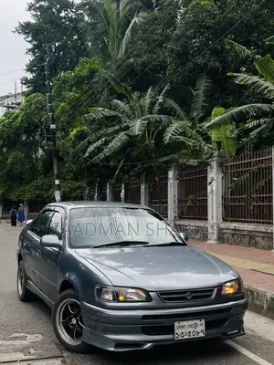 Toyota Corolla 1.3 Sedan 1996 Gray