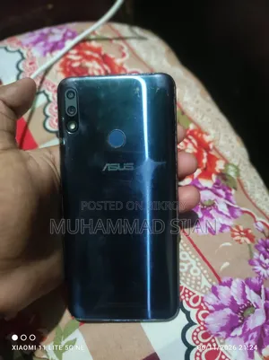 Asus Zenfone Max Pro 64 GB Blue