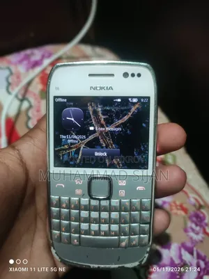 Nokia E6 Silver