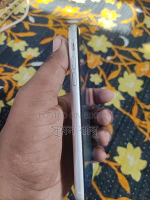 Apple iPhone 11 64 GB White