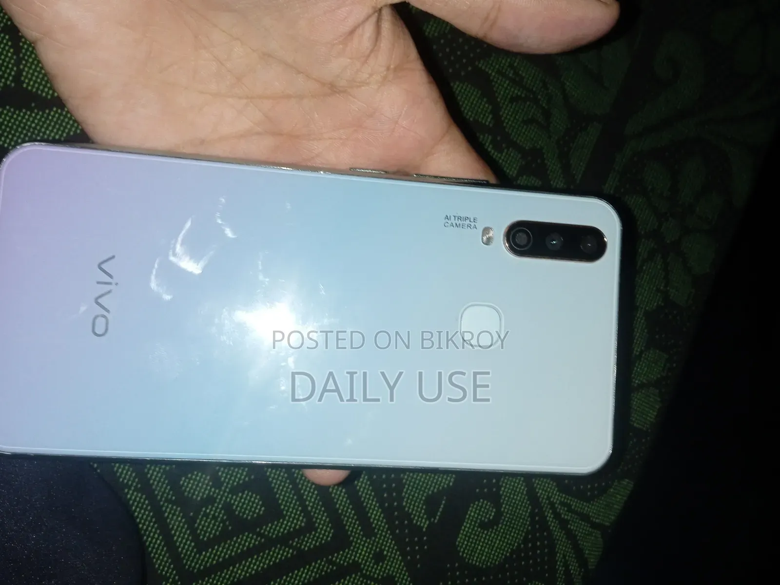 Vivo Y17 256 GB Silver