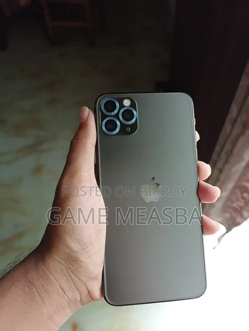 Apple iPhone 11 Pro Max 64 GB Green