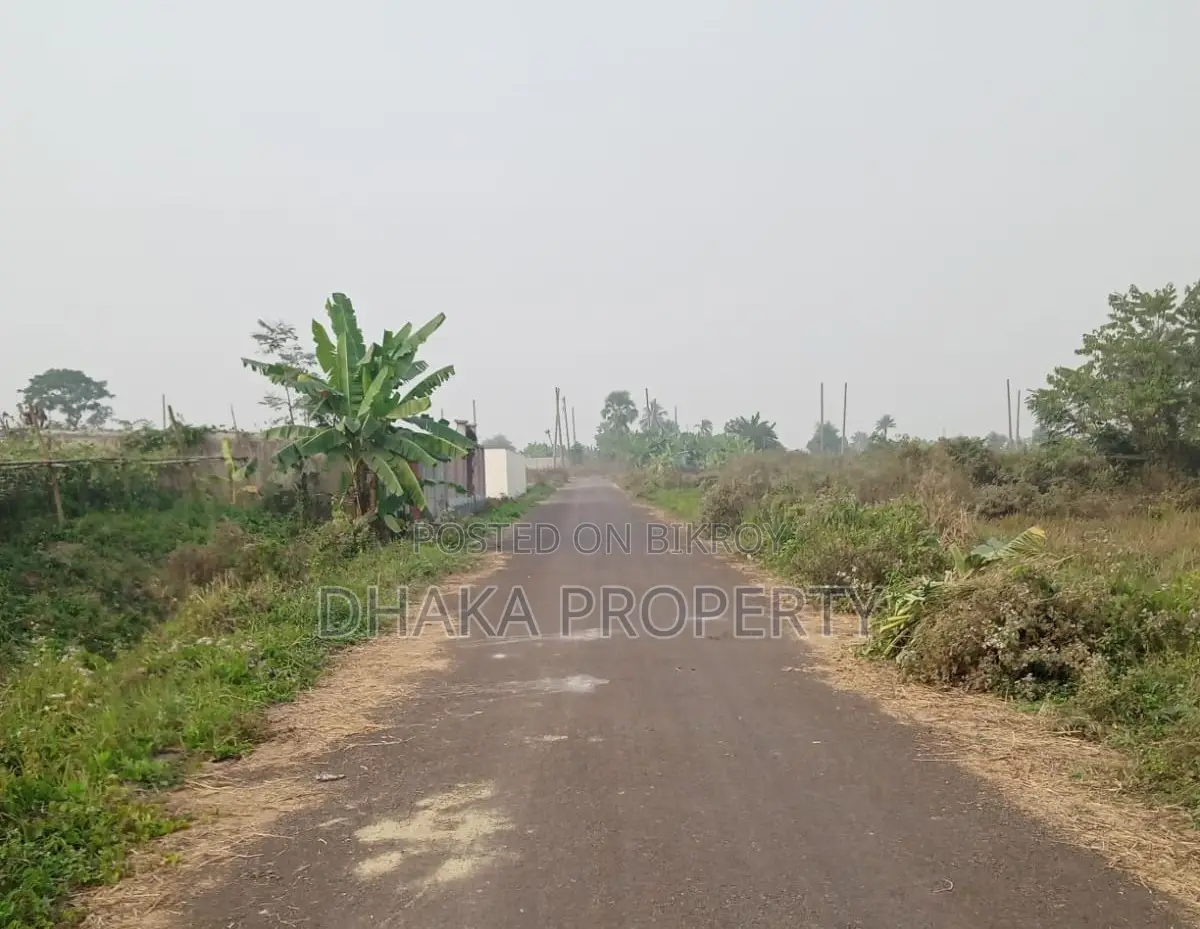 3 Katha Lake Park South at Sector-23