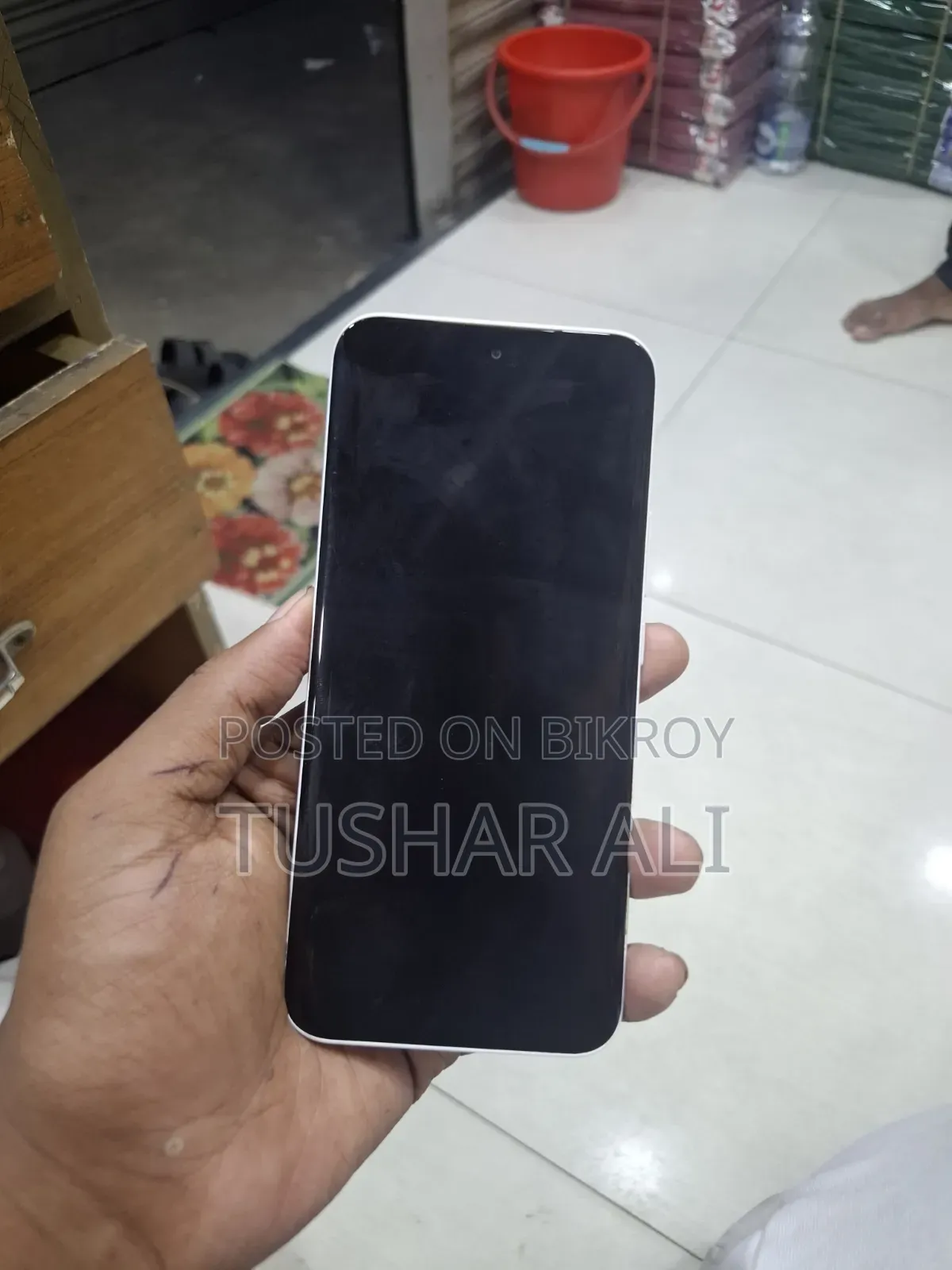 New Tecno Pova 128 GB White