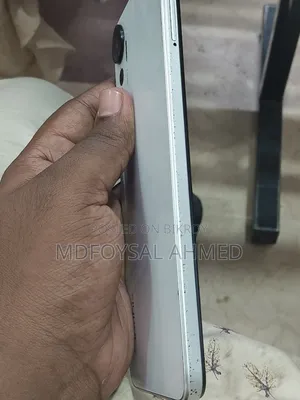 ইনফিনিক্স হট ২০ ১২৮ জিবি হোয়াইট