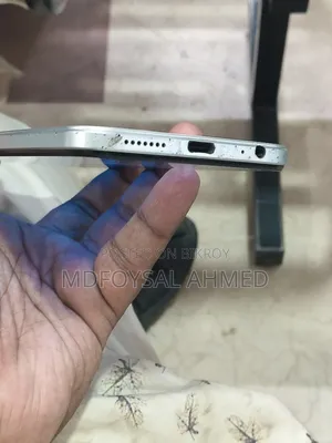 ইনফিনিক্স হট ২০ ১২৮ জিবি হোয়াইট