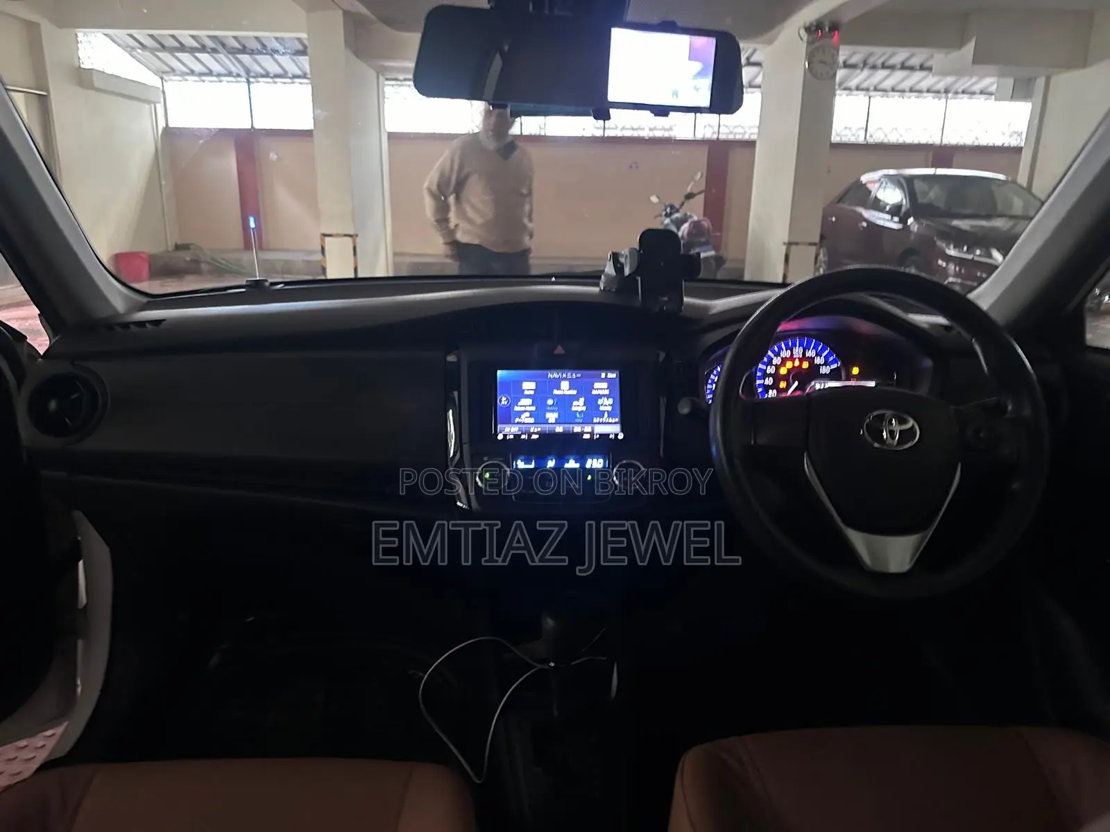 Toyota Axio 1.5 Hybrid 2-Wheel Drive 2018 White