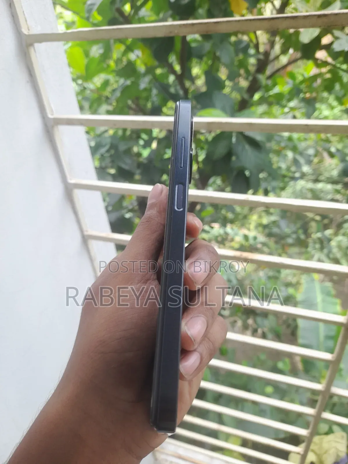 Infinix 4 GB Black