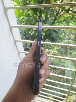 Infinix 4 GB Black