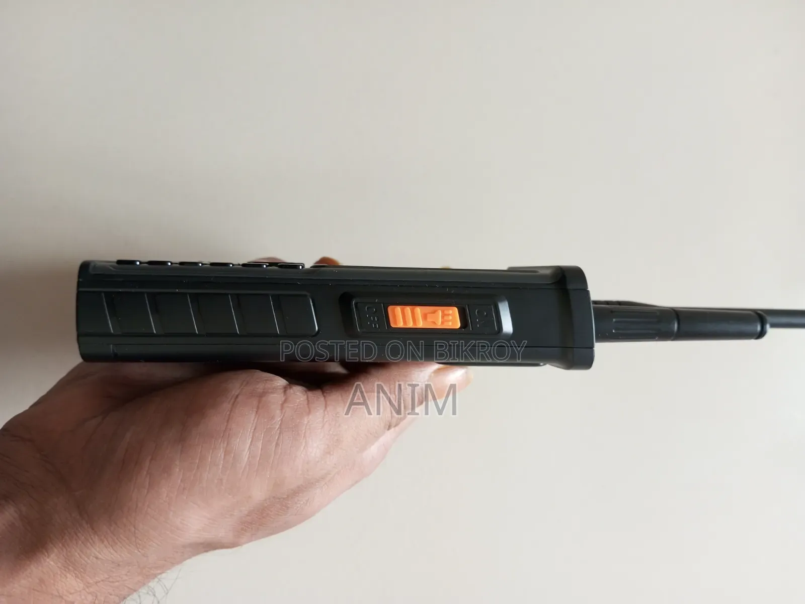 নতুন মোবাইল ফোন কালো