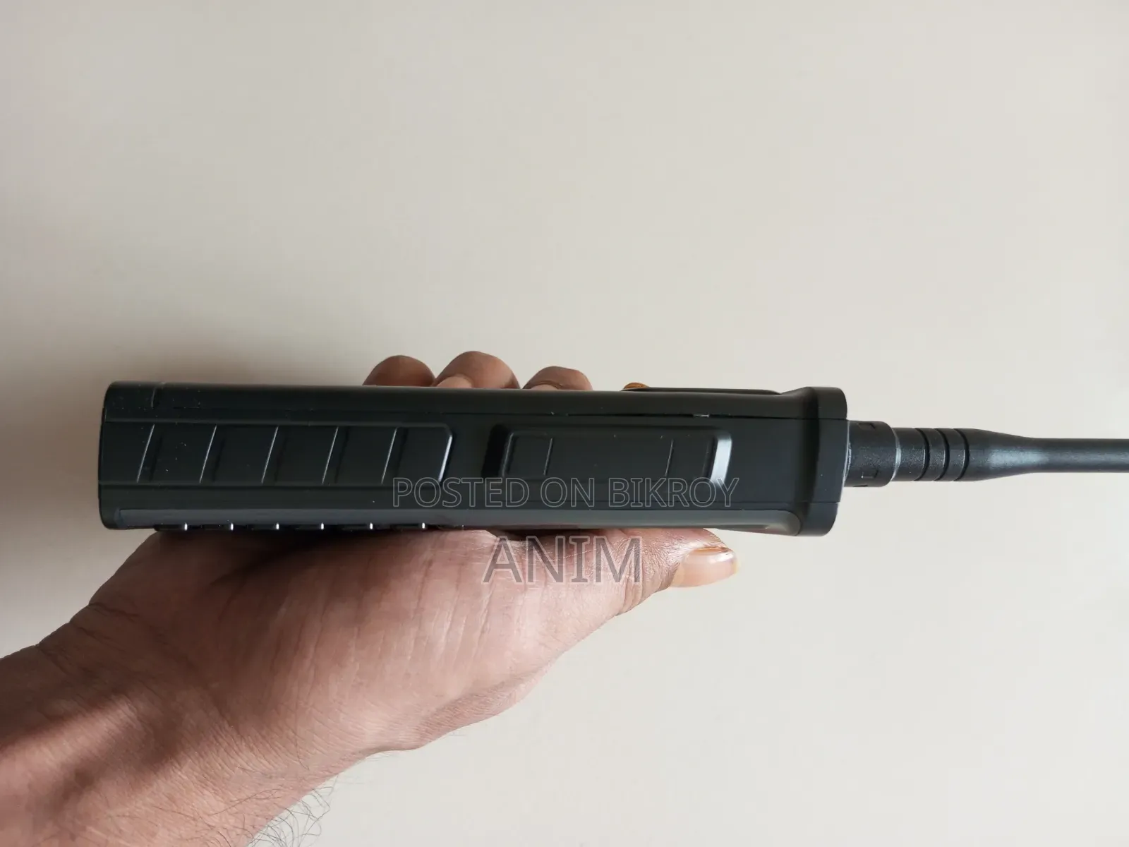 নতুন মোবাইল ফোন কালো