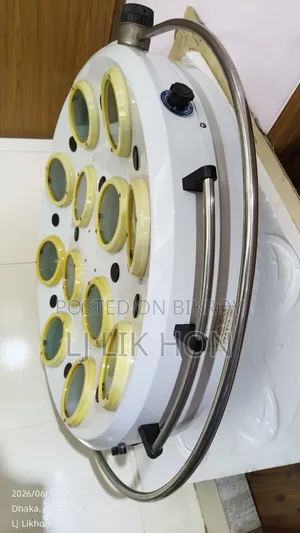 Smic 12 Reflector Operation Theatre (OT) Lamp for Sale