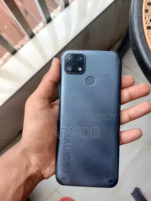 Realme 64 GB Silver